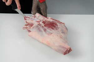 Lamb Chateaubriand Meat Cut Spec Step 1